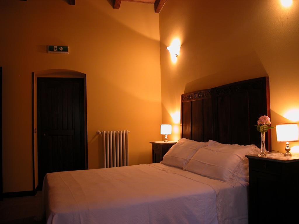 Agriturismo Casa Garello 살리체테르메 객실 사진
